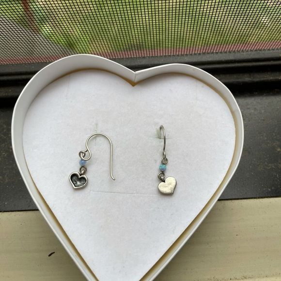 ✨HP✨Sterling silver heart and opal earrings - Picture 3 of 3